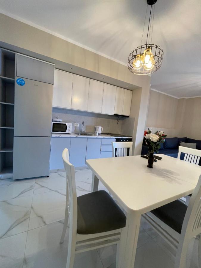 Modern Beachfront Apartments Saranda Extérieur photo