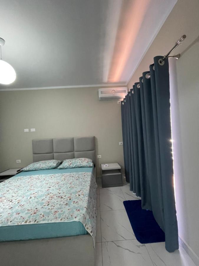 Modern Beachfront Apartments Saranda Extérieur photo