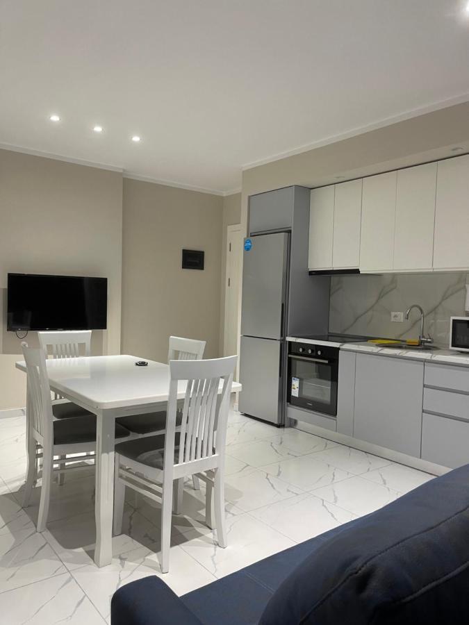 Modern Beachfront Apartments Saranda Extérieur photo