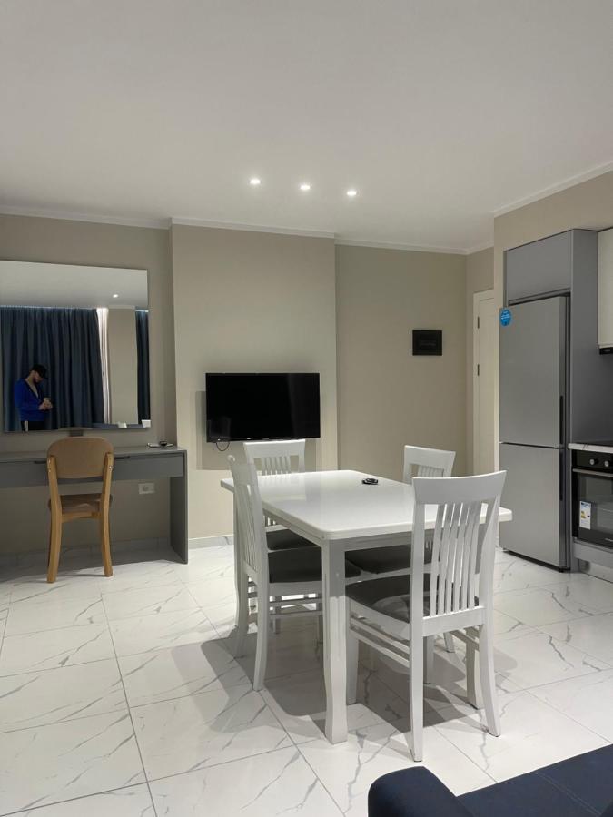 Modern Beachfront Apartments Saranda Extérieur photo
